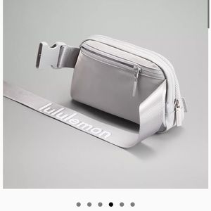 COPY - NWT ⭐️SOLD OUT ⭐️ Authentic Lululemon Belt Bag